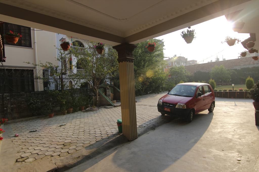 Dipankara Holiday Home Katmandou Extérieur photo